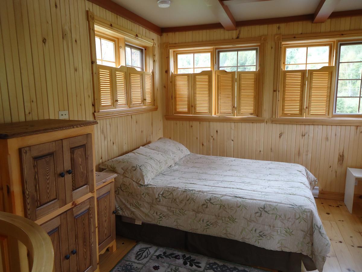 Chalet Saint-Thomas LʼAnse-Saint-Jean Εξωτερικό φωτογραφία