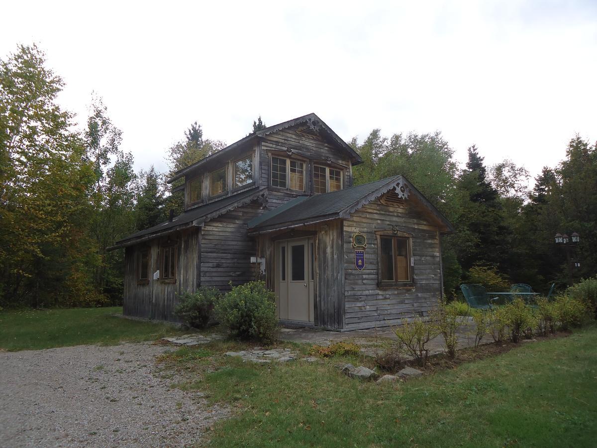 Chalet Saint-Thomas LʼAnse-Saint-Jean Εξωτερικό φωτογραφία